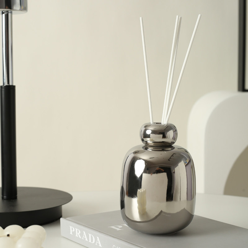 Bottiglia in Ceramica per Arom - Perfume Fragrance For Room recensione e prezzo