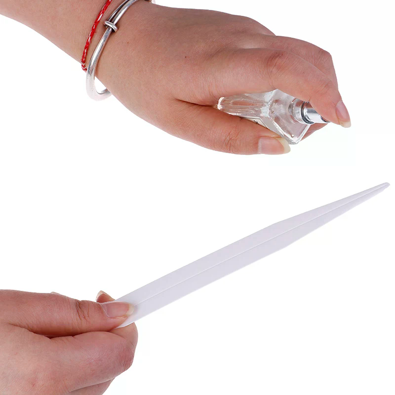 100 Strisce di Carta per Test  - Perfume Quality Fragrance Oils recensione e prezzo